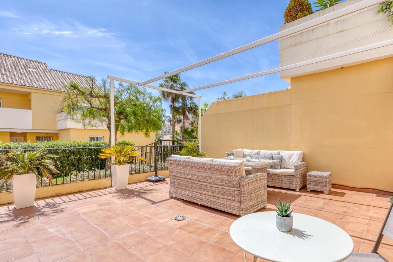 Hanami Puerto Alto Estepona Pa 4-2 외부 사진