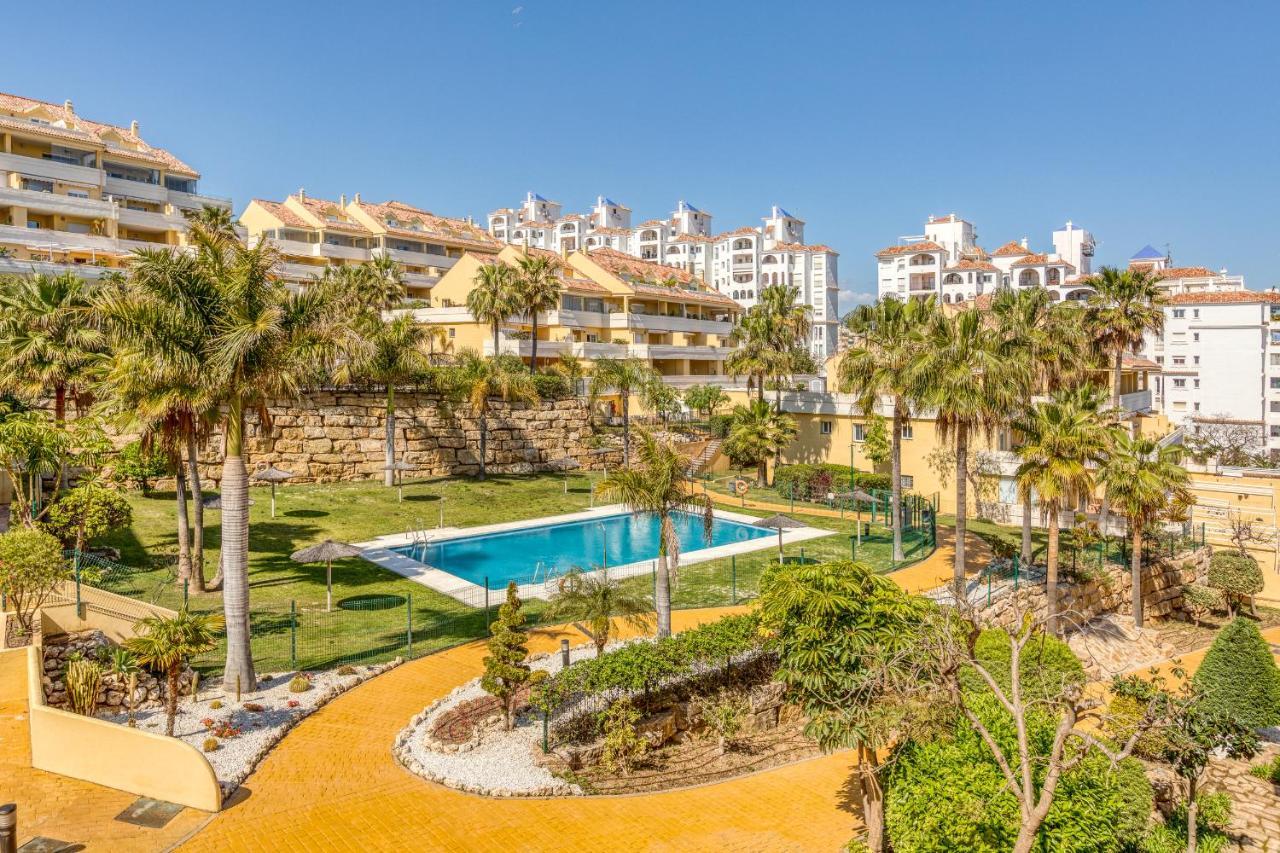 Hanami Puerto Alto Estepona Pa 4-2 외부 사진